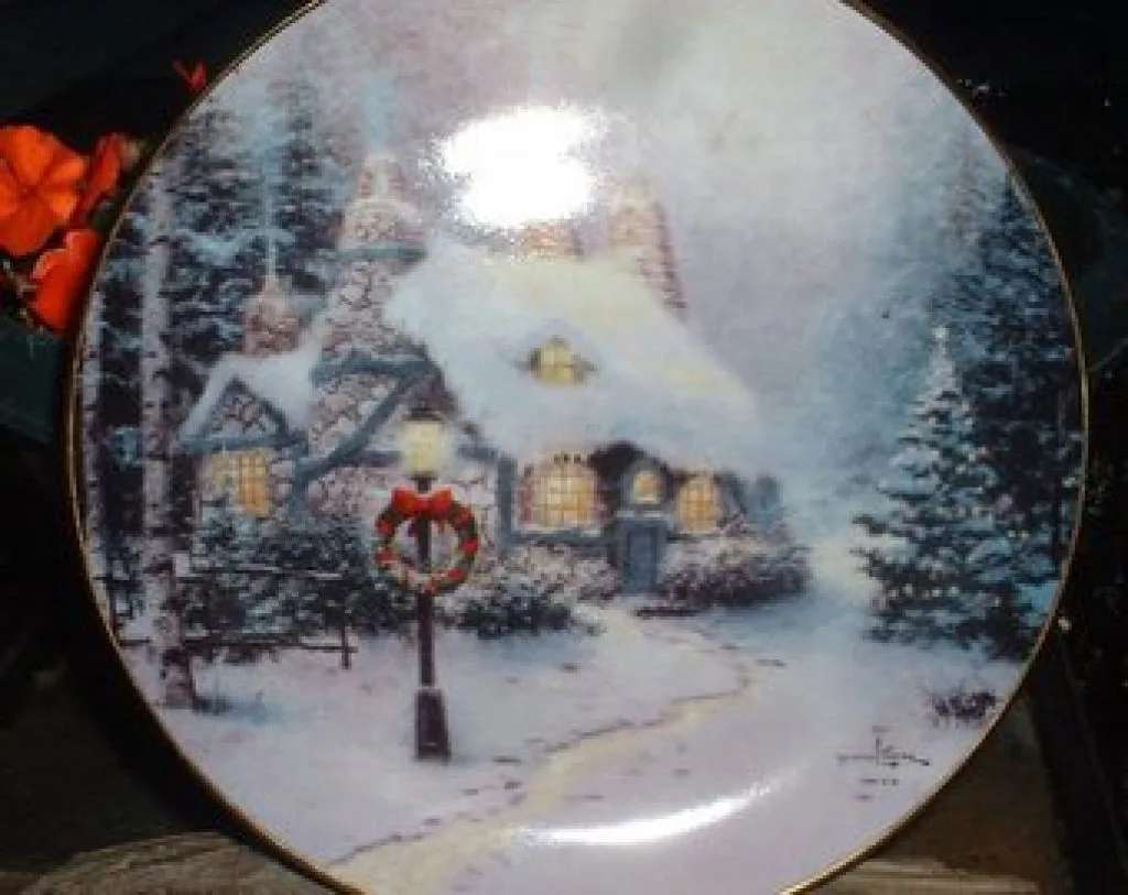 Stonehearth Hutch Thomas Kinkade Collector Plate